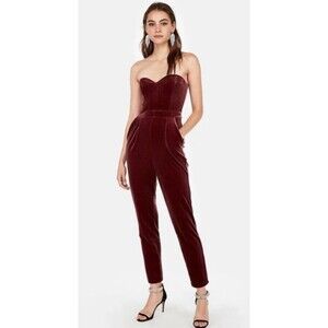 Women’s Express Velvet Strapless Sweetheart Neck jumpsuit In Wine Maroon sz 4